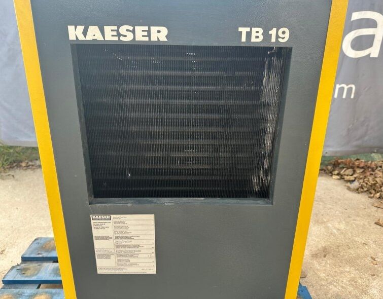 - COMPRESSEUR KAESER SK19 AVEC SÉCHEUR