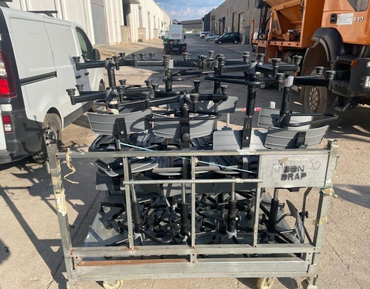 - LOT OF DESK STOOLS