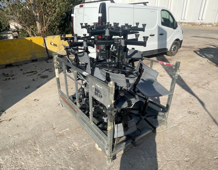 - LOT OF DESK STOOLS