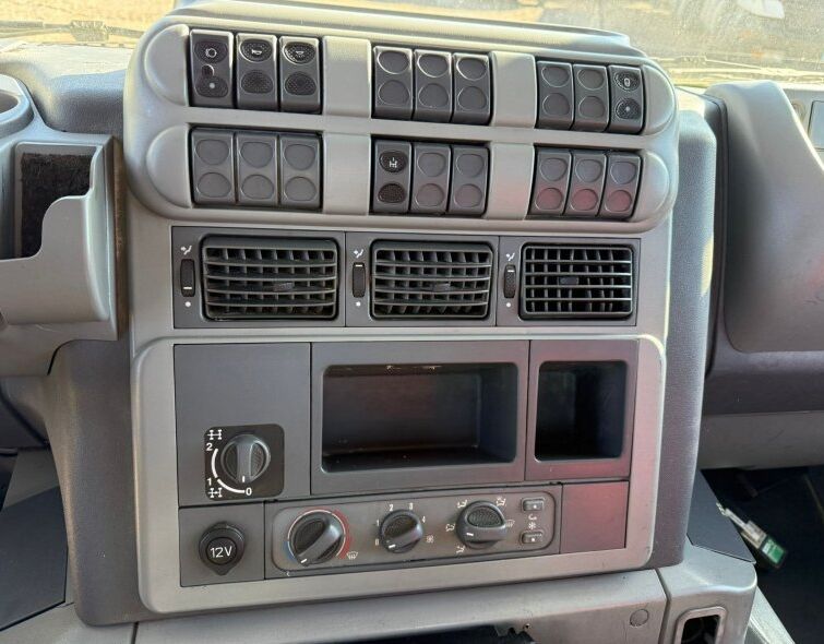 IVECO TRAKKER 380**GRUA/VOLQUETE***