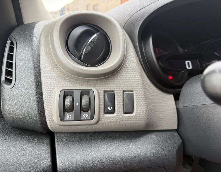 RENAULT TRAFIC 1.6DCI 95CV