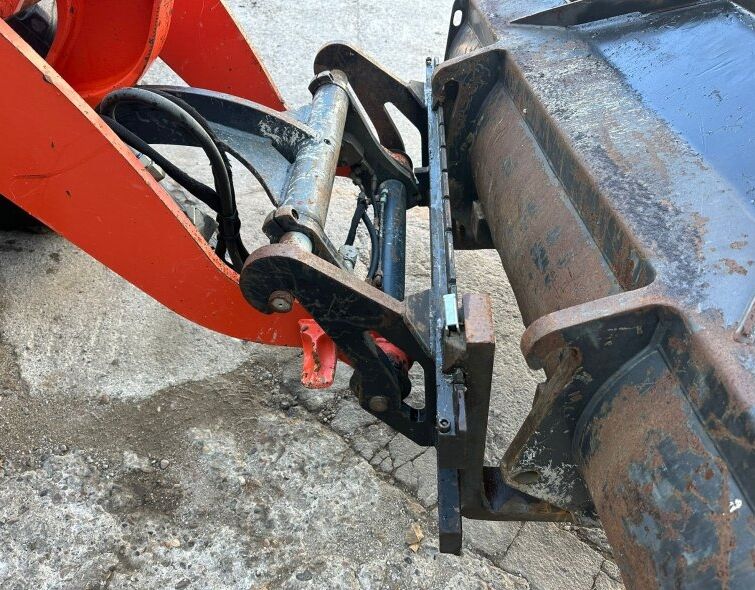 KUBOTA R065***LOADER WHEEL**