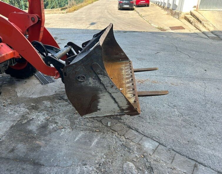 KUBOTA R065***LOADER WHEEL**