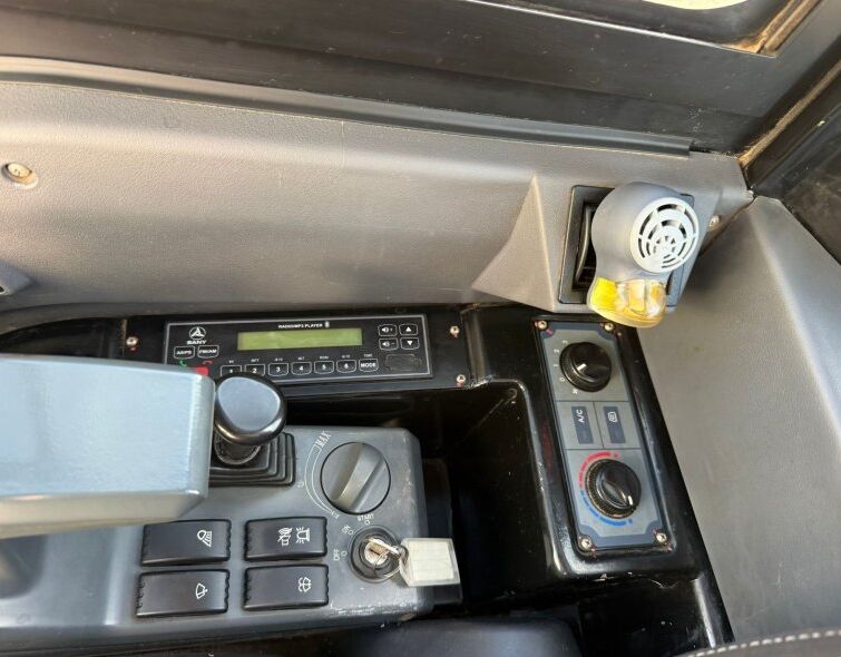 SANY SY35U***FULL EQUIP--A/C***