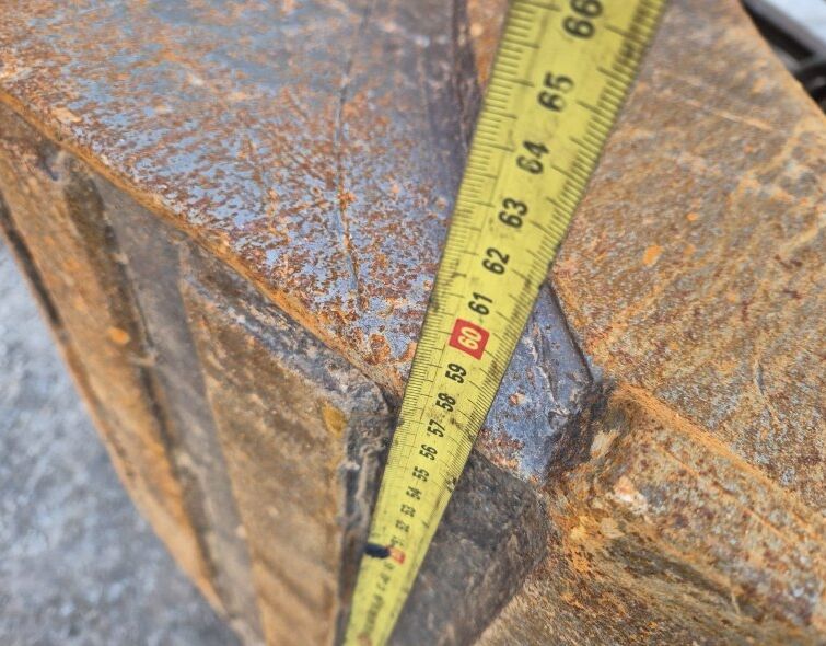 NEW HOLLAND LB110B TC