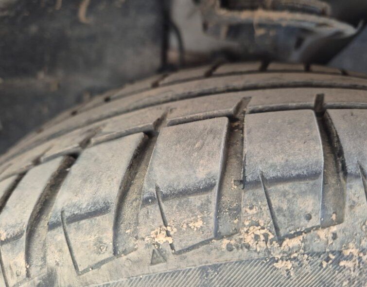 FORD  TRANSIT COURIER