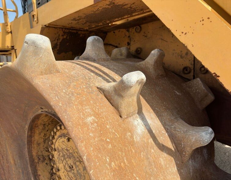 CATERPILLAR 826H***KICKSTAND***