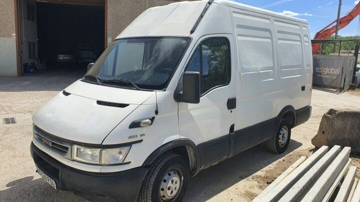 IVECO IVECO 35S12 FURGONETA