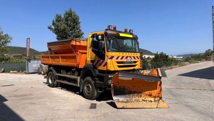 IVECO  TRAKKER 4X4 ***SENSE LLEVANEUS, SENSE SALER***