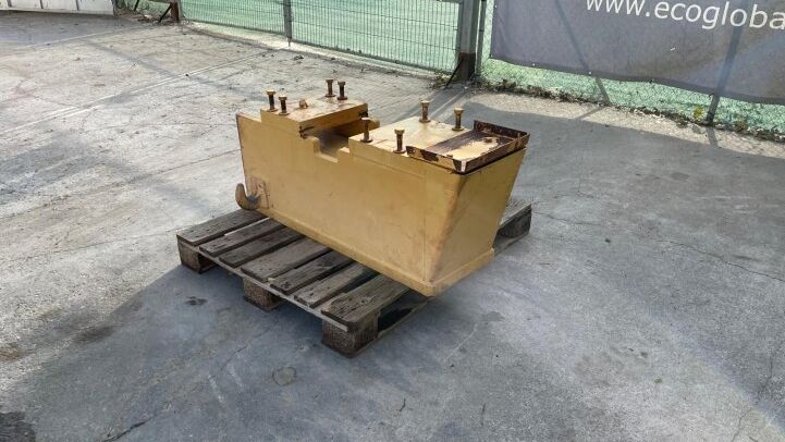 - CAT MOTOR GRADER GEGENGEWICHT