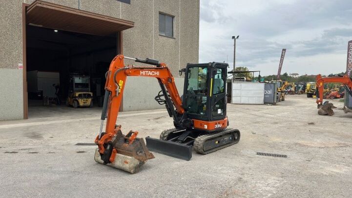 HITACHI  ZX33U-6 CLR***IMPECABLE***