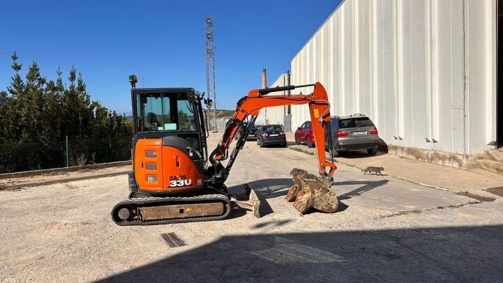 HITACHI ZX33U-6 CLR ** AIRE CONDICIONAT**