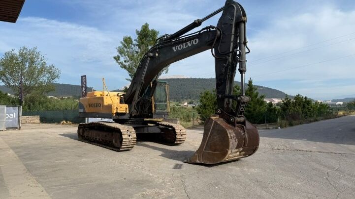 VOLVO  EC360 BLC