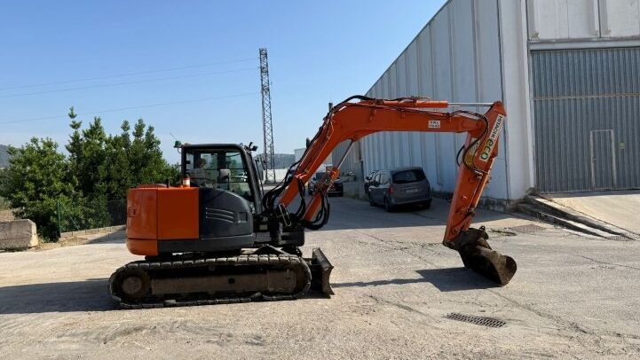 HITACHI  ZX85 US B-5A