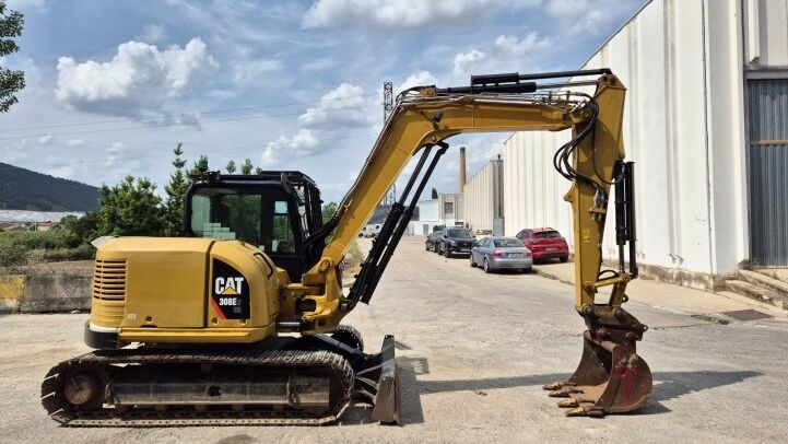 - CAT 308 E2CR MINI EXCAVATOR