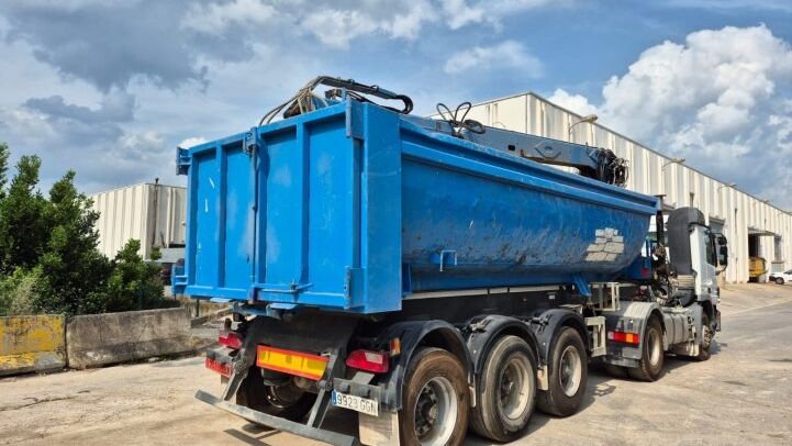 - MEILLER CRANE SEMI-TRAILER ? KIPPER 