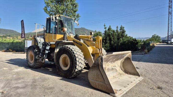 KOMATSU WA380-6H