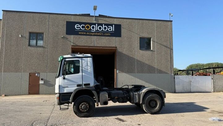 MERCEDES BENZ ACTROS 2041 4X4