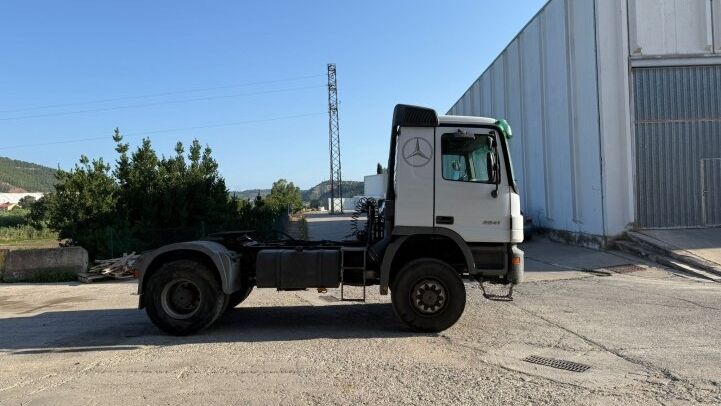MERCEDES BENZ ACTROS 2041 4X4
