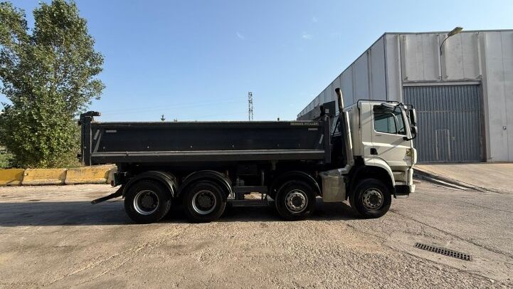 DAF  DAF CF430 8x4 TIPPER