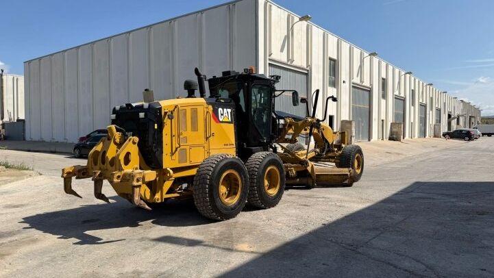 CATERPILLAR  140M3 AWD***REGISTERED***