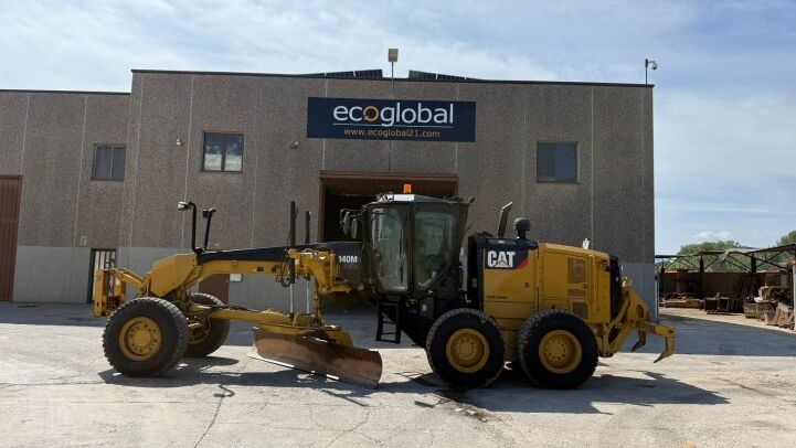 CATERPILLAR  140M3 AWD***REGISTERED***