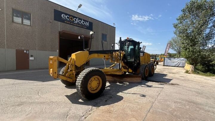 CATERPILLAR  140M3 AWD***REGISTERED***