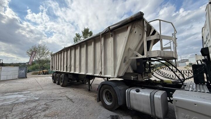 - SEMIREMOLQUE VOLQUETE ALUMINIO 38M3