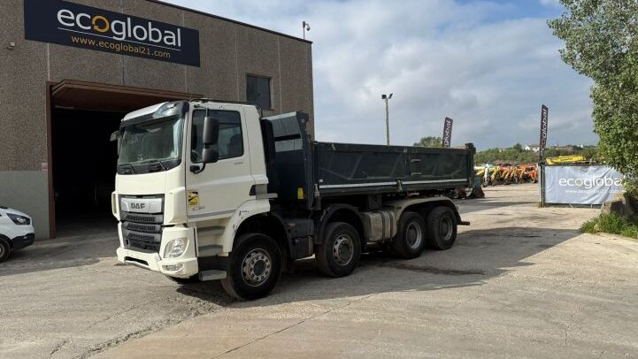 DAF CAMION À BENNE BASCULANTE CF430 8X4 ***TROIS CÔTÉS***