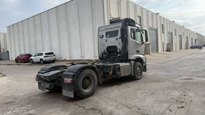 MERCEDES BENZ AROCS 1851***4x4