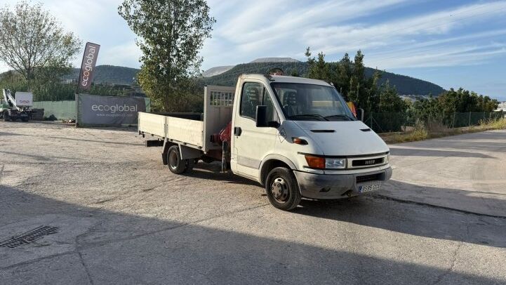 IVECO WOMAN 35c12 HPI