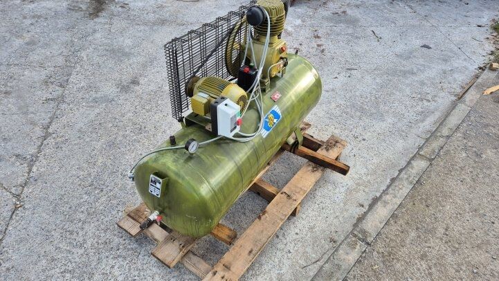 PUSKA AIR COMPRESSOR