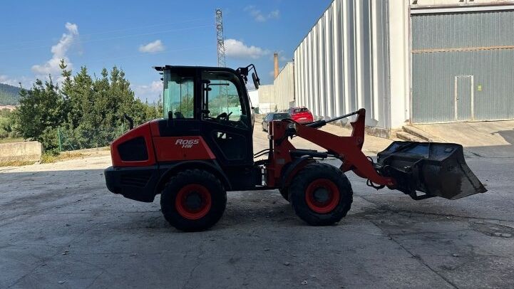 KUBOTA R065***LOADER WHEEL**