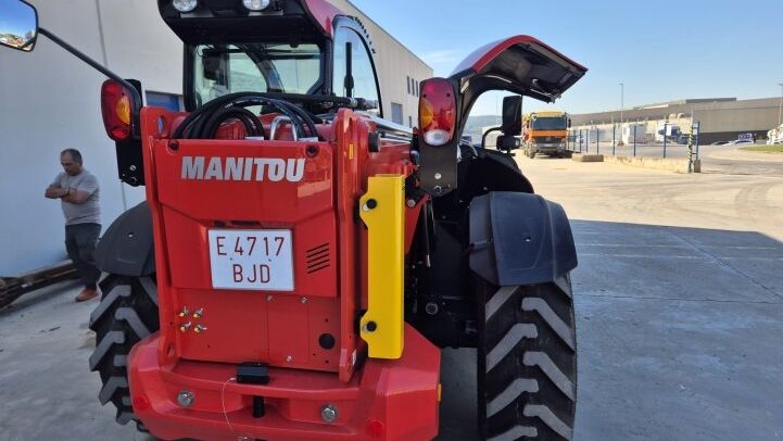 - ALQUILER DE MANIPULADOR TELESCÓPICO