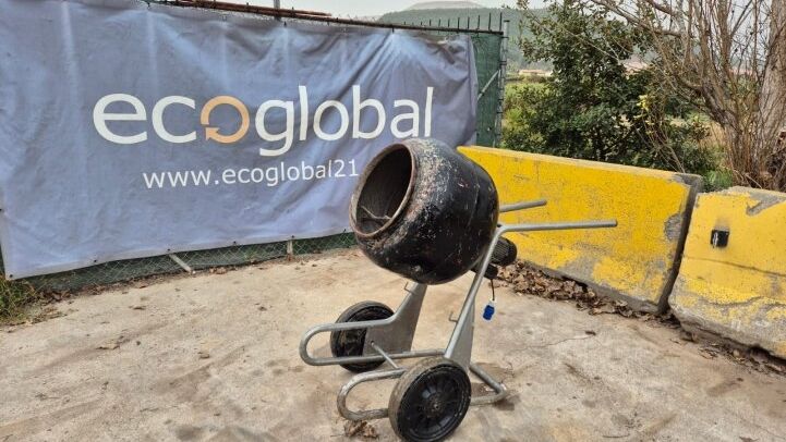 - 150L CONCRETE MIXER