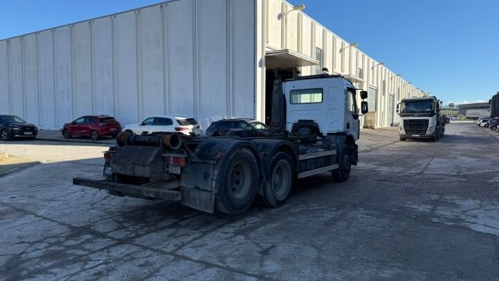 RENAULT LANDER 410.26. 