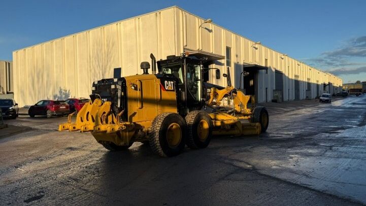 CATERPILLAR CATERPILLAR 12M3 AWD***IMMACULATE/REGISTERED***