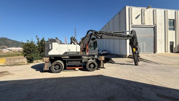 VOLVO  EW220E ***RAISING CAB***