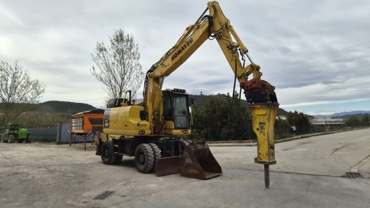 KOMATSU  PW160-11 + EPIROC HAMMER