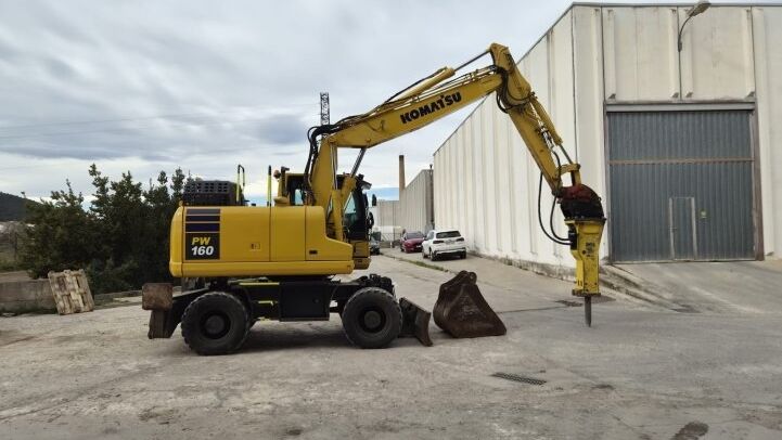 KOMATSU  PW160-11 + EPIROC HAMMER
