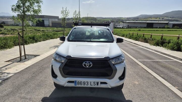 TOYOTA  HILUX 4x4 ***DOUBLE CAB***