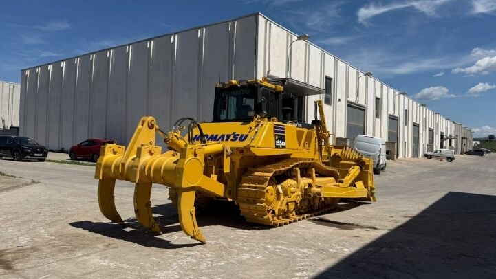 KOMATSU D155 AX-7 ***BRAND NEW***
