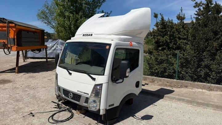 - CAB NISSAN CABSTAR NT400