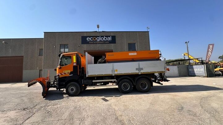 RENAULT K460 6X6 ***SNOW PLOW WITH SALT SPREADER***