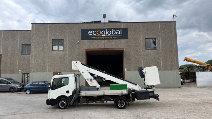 NISSAN  CABSTAR NT400 CESTA ELEVADORA 