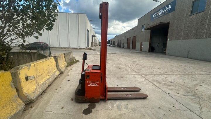 - TRANSPALET LINDE