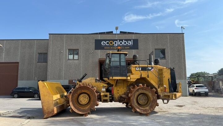 CATERPILLAR  826K **WASTE COMPACTOR**