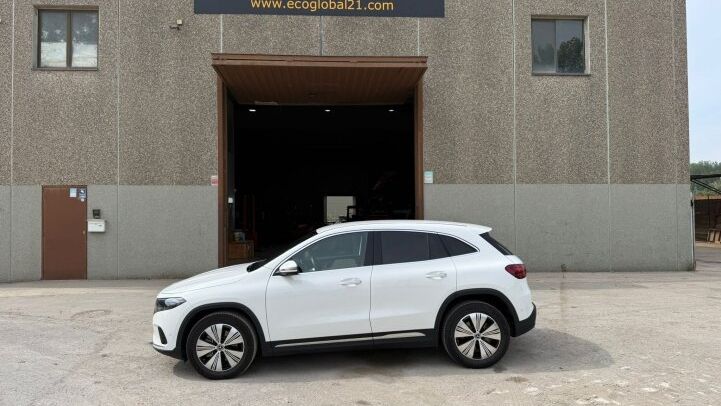 MERCEDES-BENZ EQA 250+