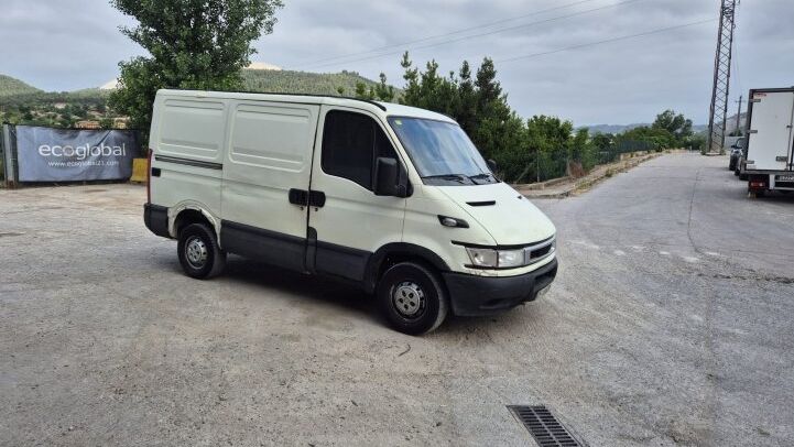 IVECO  35S12