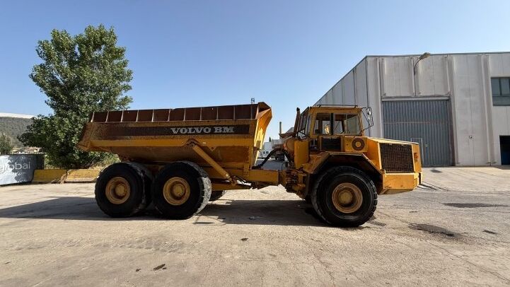 VOLVO A35